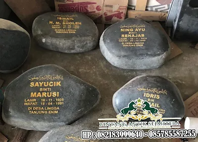 Batu Nisan Bandung