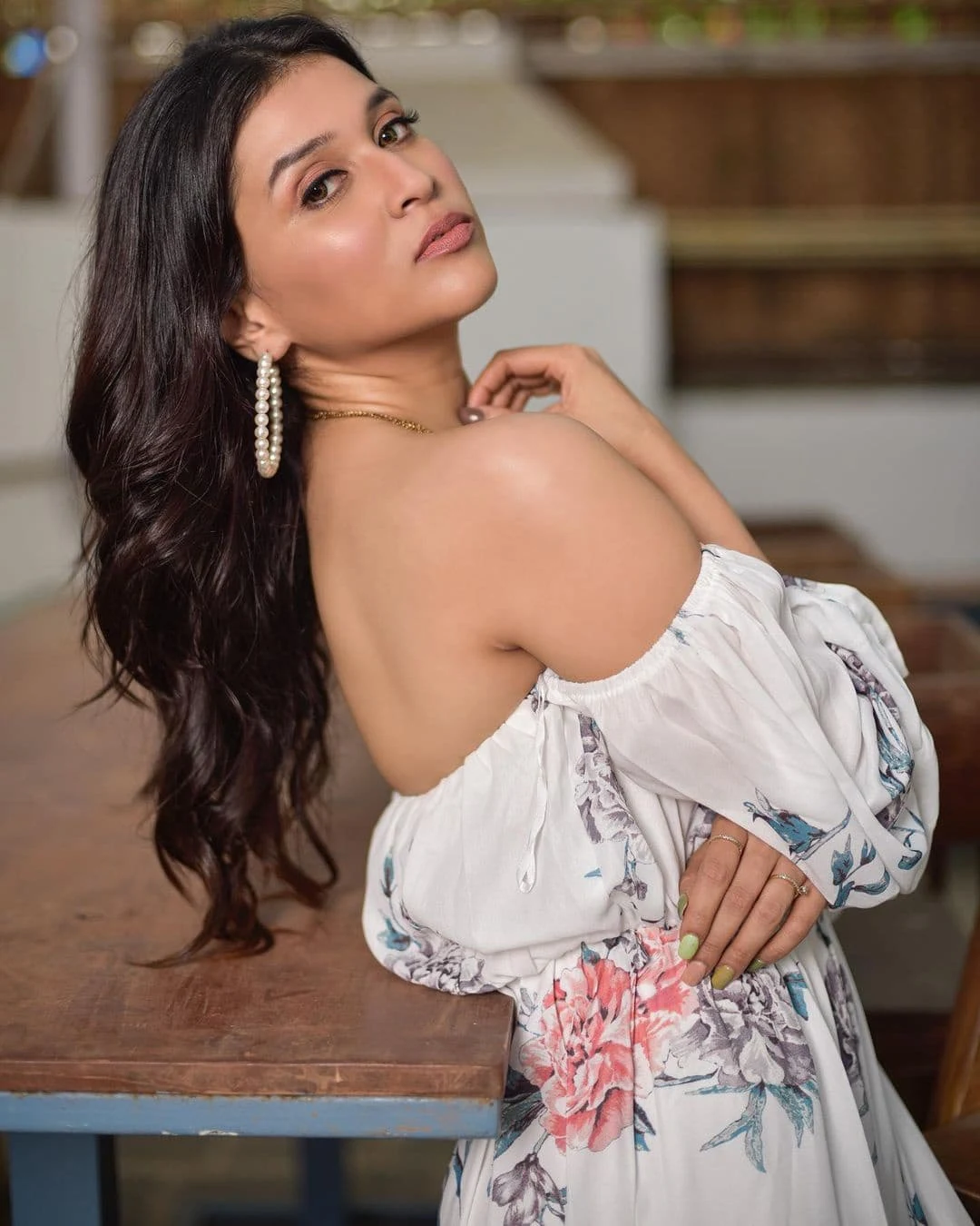 South Indian Actress Mannara Chopra pictures