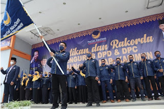 Rudi Melantik Dr Yusrizal Sebagai Ketua DPD Partai NasDem Kabupaten Karimun Periode 2021-2024