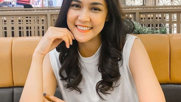 √ Novi Herlina - Biodata, Agama, Suami, Film, Tinggi Dan Profil