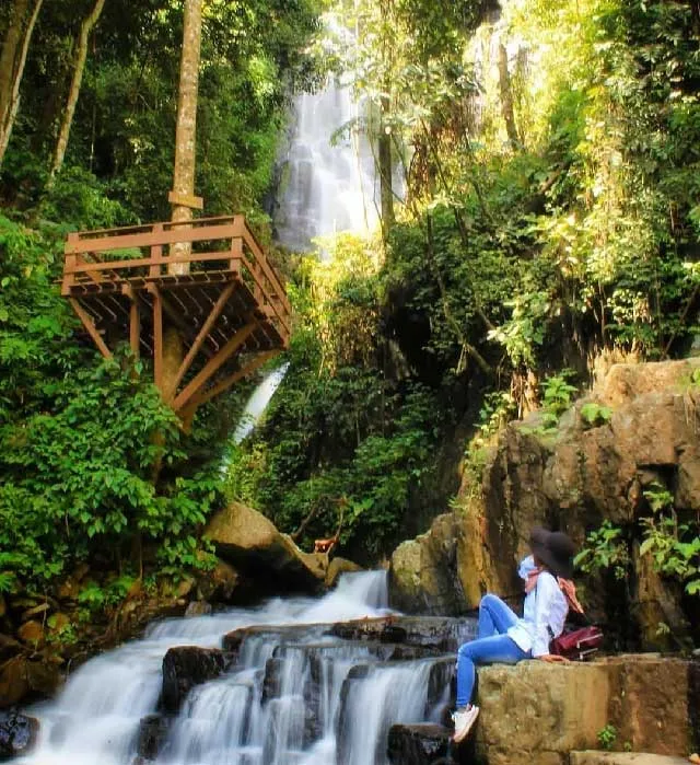 fasilitas di curug ciupang pesawaran