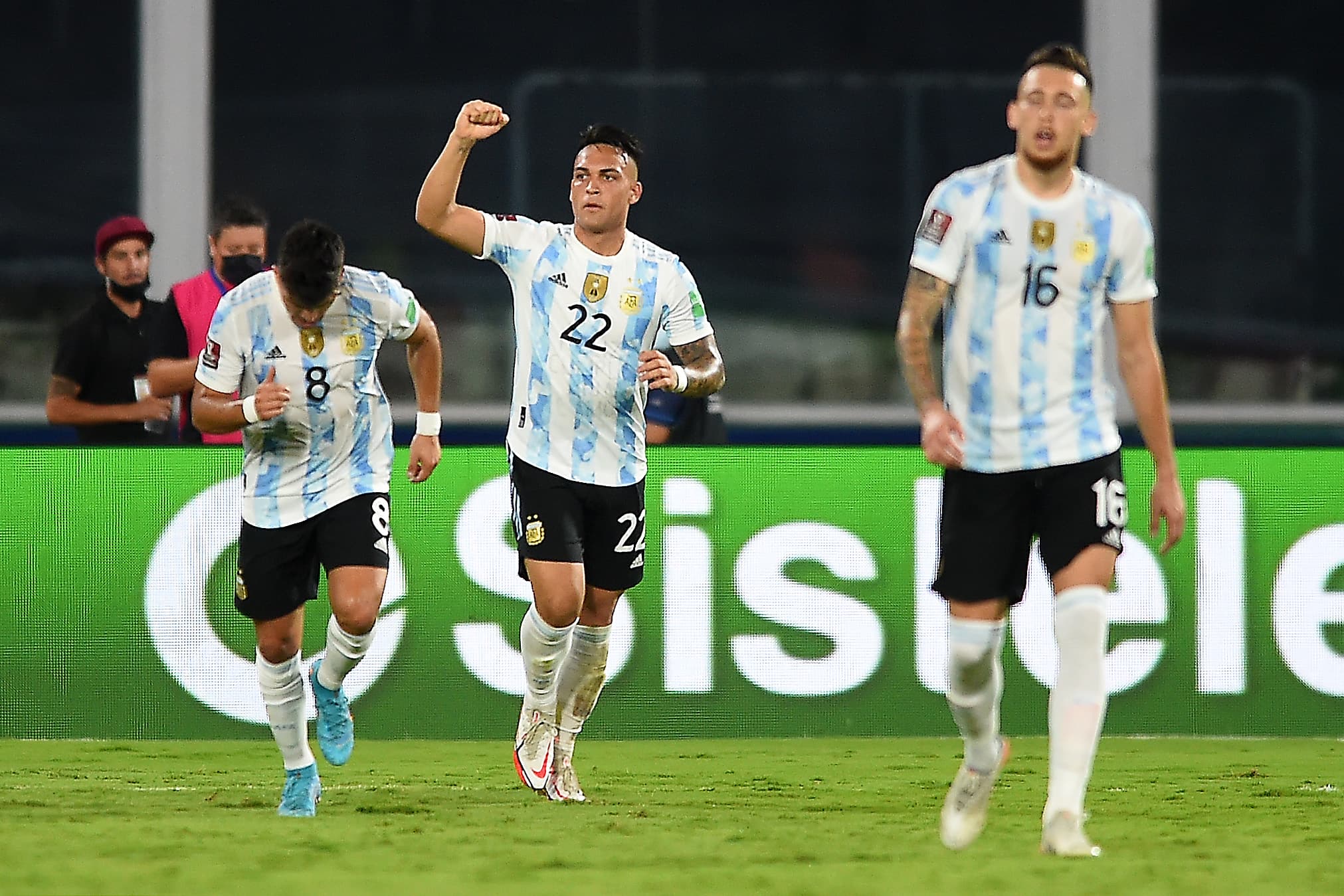 Argentina vence a Colombia y mantiene el invicto en la eliminatoria sudamericana rumbo a Qatar 2022