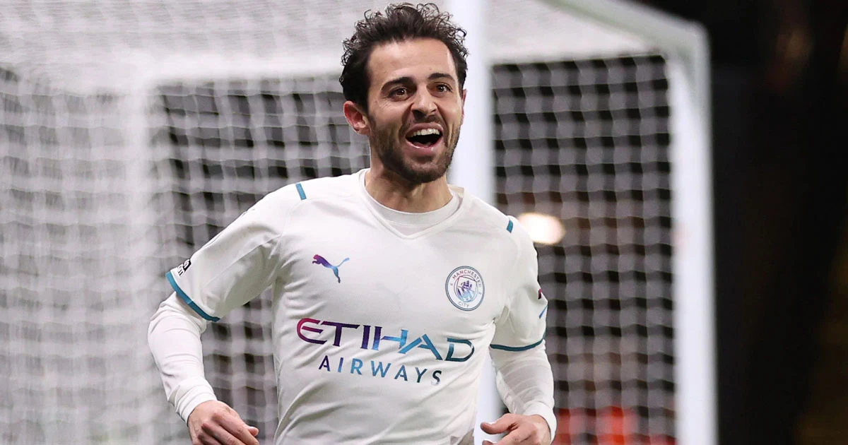 Man City 'ready to double' Bernardo Silva's wages in new contract offer