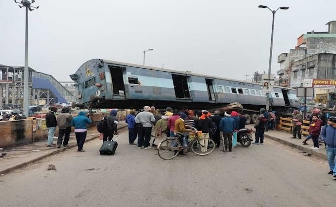 भागलपुर में बड़ी दुर्घटना टली, ट्रेन डब्बा ले जा रहा ट्रक दुर्घटनाग्रस्त, लोहिया पुल से नीचे गिरी बोगी, कोई हताहत नहीं