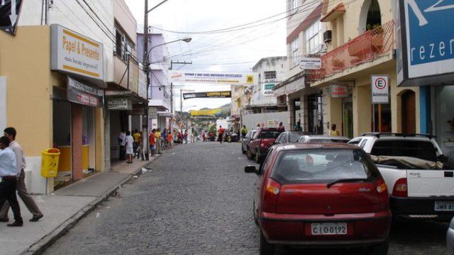 Comércio de Itapetinga sente os efeitos do surto de gripe e alta de casos da covid