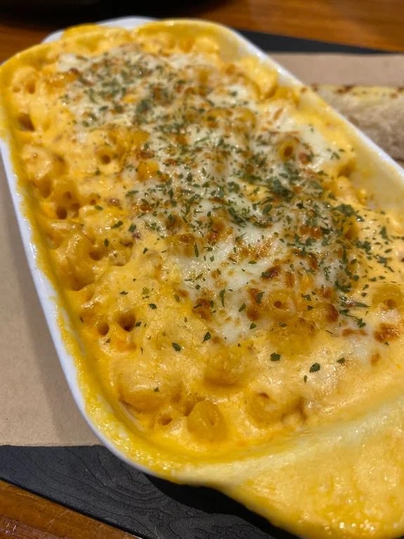 TGI Friday's mac and cheese from the Signature Bundle