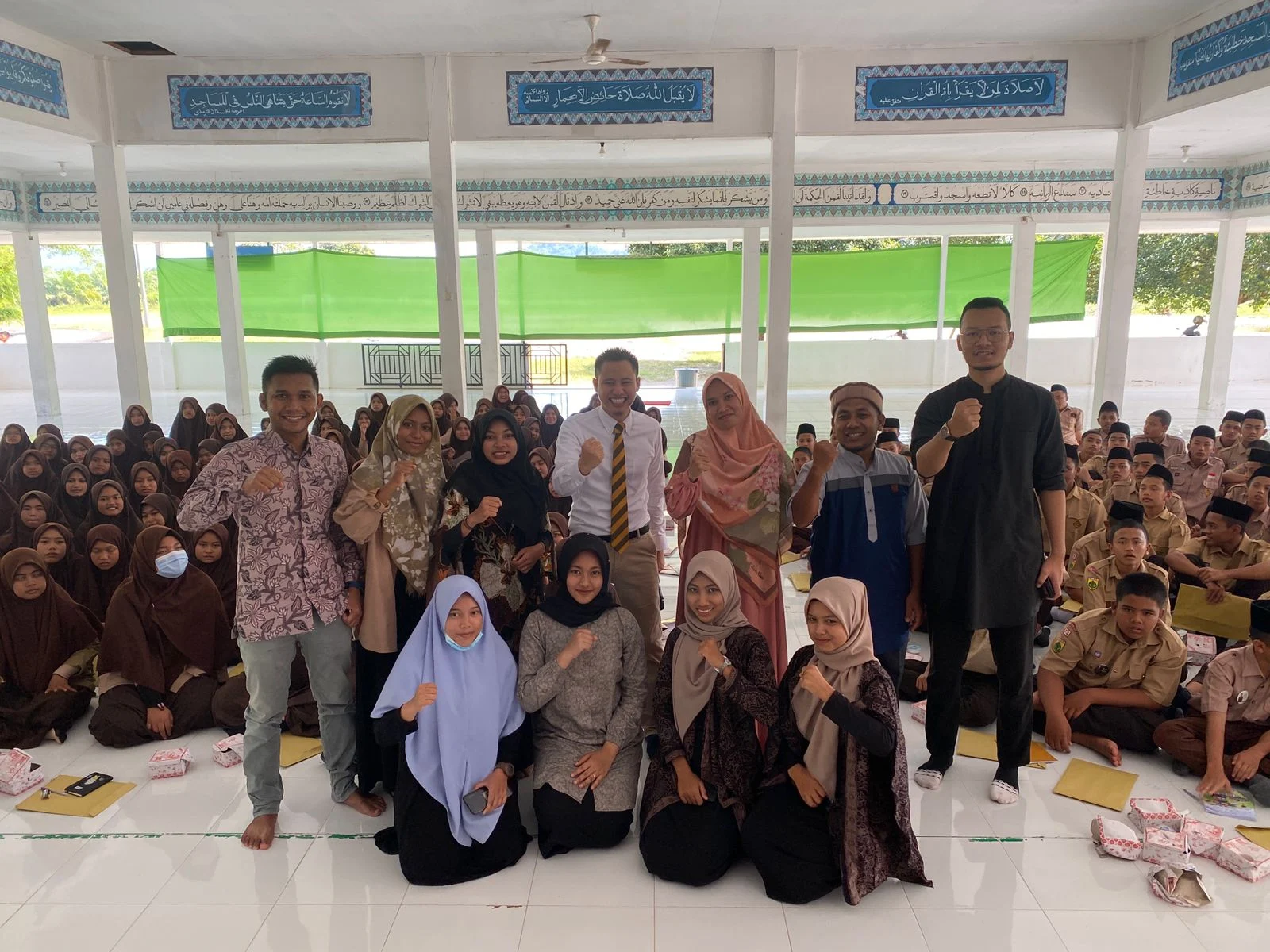 Wimnus Aceh Motivasi Ratusan Santri Al-Zahrah Bireuen