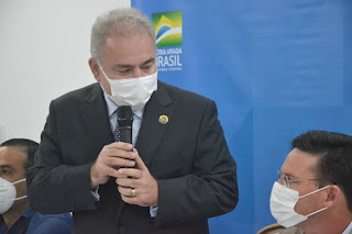 Ministro diz que Ômicron ‘não é variante de desespero’ e que Brasil está preparado para nova onda