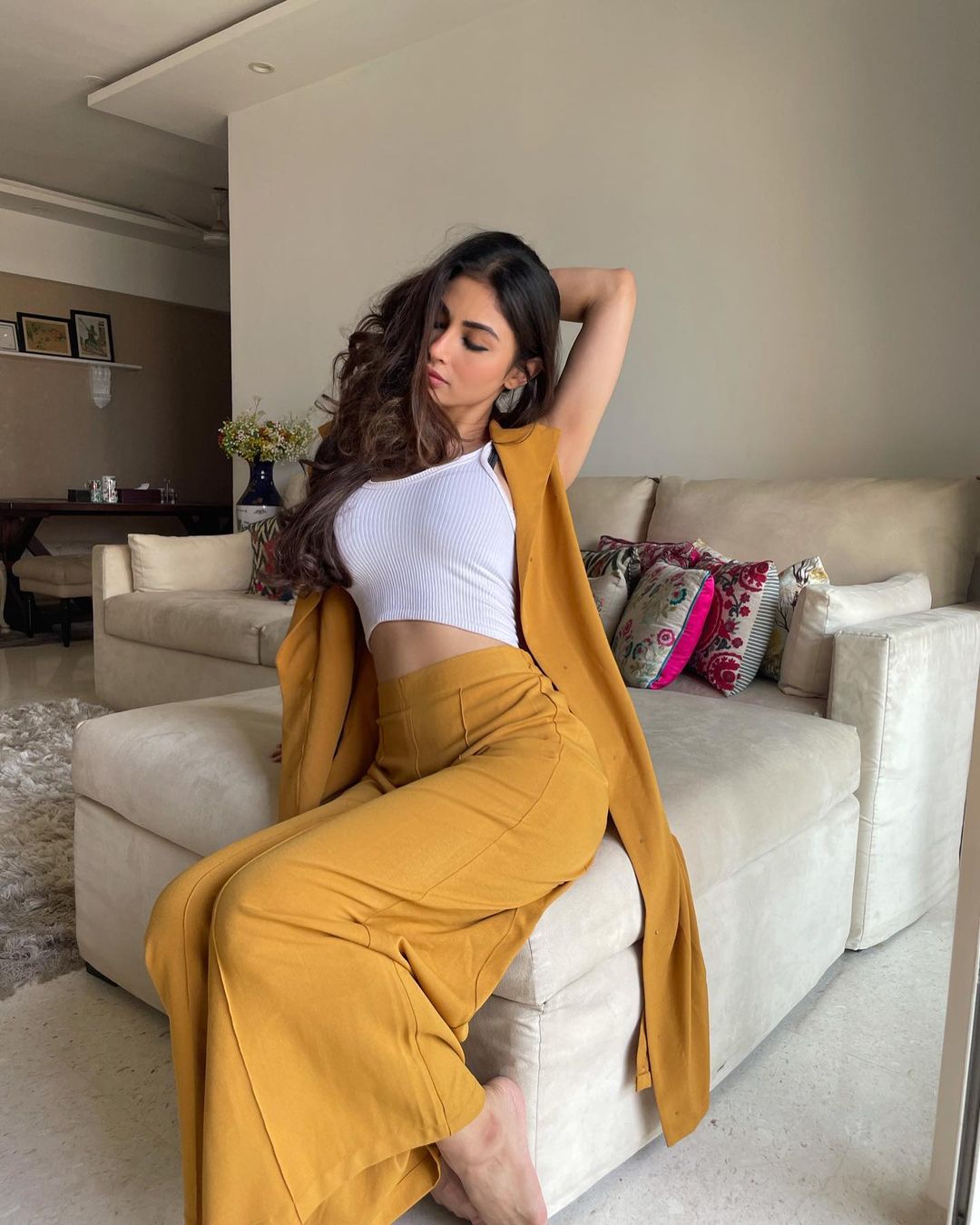 Mouni roy pic