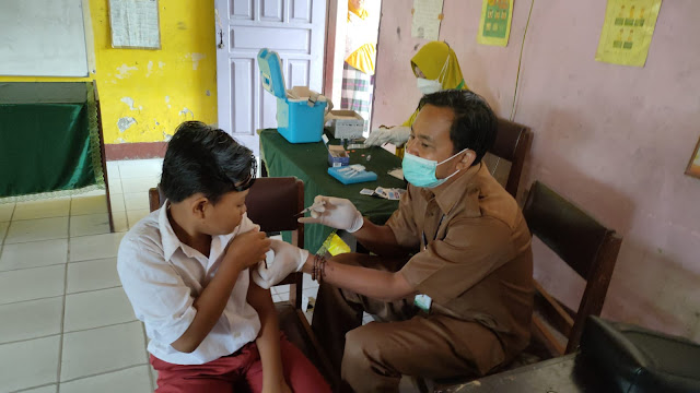 DUKUNG PEMBELAJARAN TATAP MUKA BAGI SISWA SEKOLAH DASAR, BIN DAREAH NTB GELAR VAKSINASI ANAK USIA 6 - 11 TAHUN DI LOMBOK BARAT