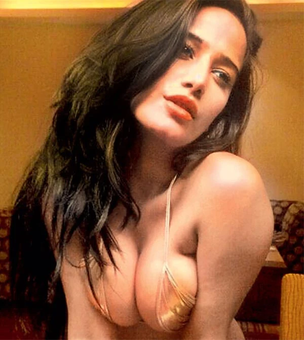 Poonam Pandey bikini hot bold actress