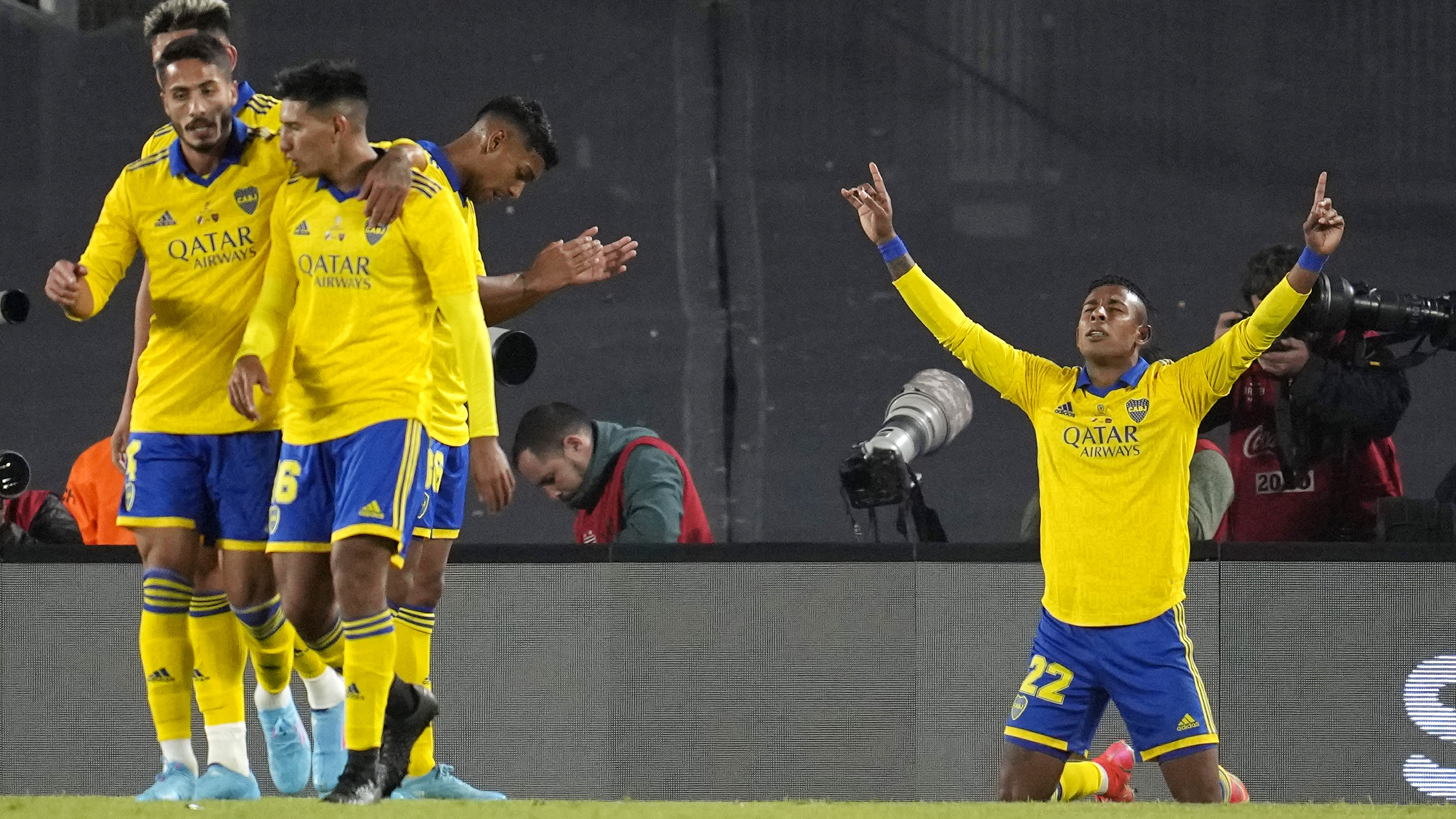 Boca, con Rossi como figura, logró un gran triunfo en el Monumental