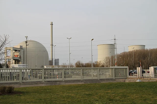 Cover Image Attribute: Block A, Biblis Nuclear Power Plant (Germany) / Source: Peter Stehlik PS-2507, Wikimedia Commons