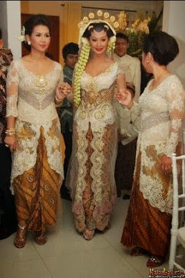 Kebaya Pernikahan Kristen Modern