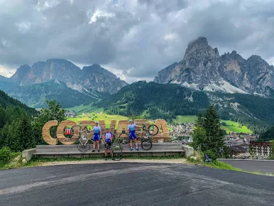 carbon road bike rental in Corvara