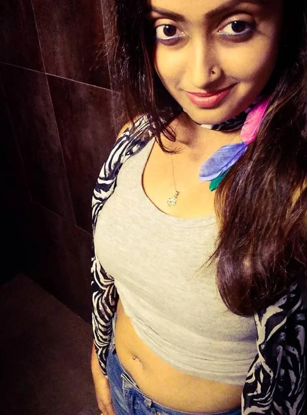 Jaya Pandey hot bhojpuri ullu actress