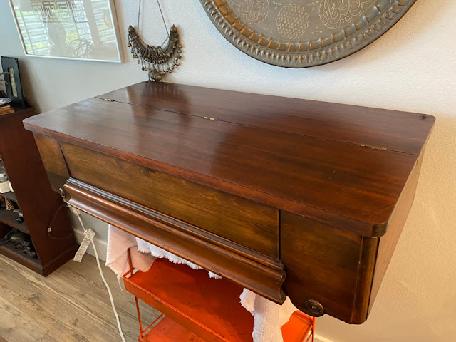 Updated Spinet Flip-flop Desk.  Share NOW. #furniture, #restoredfurniture #upholstery , #desk, #eclecticredbarn