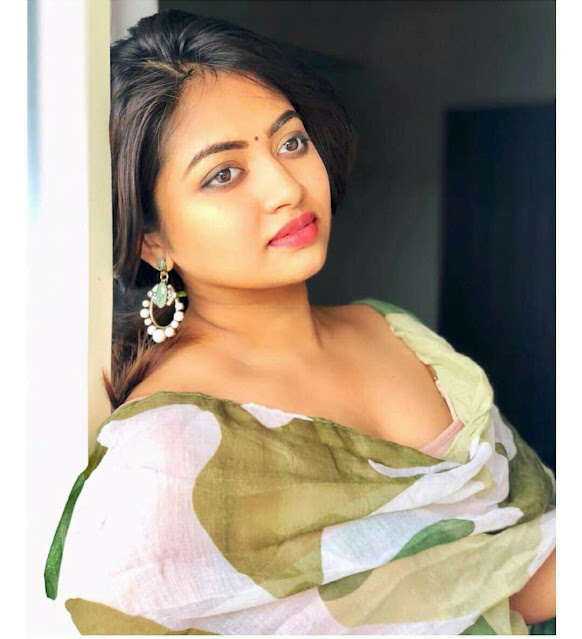 Mallu Actress Shaalin Zoya Latest Hot Photoshoot Pics 2