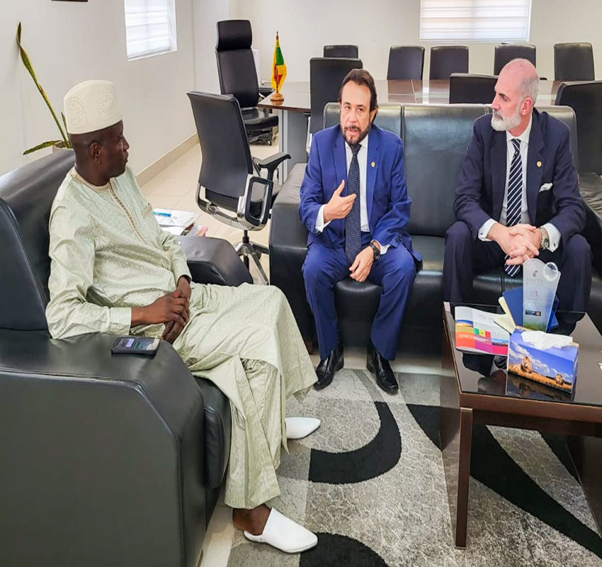 Vicepresidente Félix Ulloa se reúne con Ministro de Agricultura de Senegal