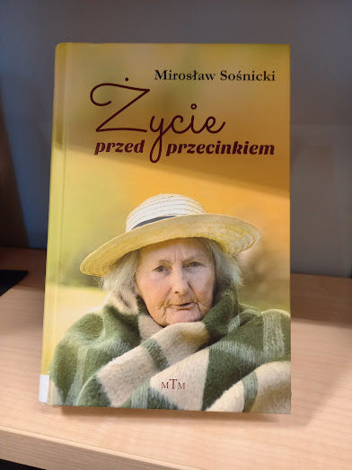 Zdjęcie okładki książki "Życie przed przecinkiem"