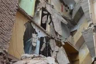 انهيار جزئي بمنزل قديم في سوهاج.. والحماية المدنية تنقذ مسن وابنته احتجز داخله