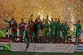 For the first time in its history, the Algerian national team wins the Arab Football Cup  Algeria crowned the title of the tenth edition of the Arab Football Cup "Qatar 2021" after defeating Tunisia with two goals without a response, after the extension, Saturday, in the final of the two teams in the World Cup "Al-Bayt" stadium.  Algeria crowned the title of the tenth edition of the Arab Football Cup "Qatar 2021" after defeating Tunisia with two goals without a response, after the extension, Saturday, in the final of the two teams in the World Cup "Al-Bayt" stadium.  The match started with clear offensive intentions from the two teams, as the first half saw more than one opportunity to score the net. The first was a fixed ball, through which the ball reached Bilal Al-Aifa, the center of the Tunisian defense, who headed it with a strong head that nullified the effect of the Algerian crossbar.  At a time when Tunisia diversified its ways of playing based on direct attempts and shooting from afar, the elements of the Algerian team focused more on penetration from the sides and crosses, which almost succeeded in one of them to take precedence, had it not been for Tayeb Meziani’s failure to deal with a golden pass by his foot His Baghdad Bounedjah.  Despite the search for each side to visit the other side's net, the first period ended in a draw without goals, so the excitement continued in the second half with the entry of Algeria in a high offensive format, in which it relied on the movements of Youssef Belaili and striker Baghdad Bounedjah, who threatened Moez Hassan's goal with a powerful shot that passed next to the left post.  The Tunisian response was present by trying to deprive the opponent of playing and possession of the ball and then penetrating from the depth with short passes that created many problems for the Algerian defense.  And the penultimate minute knew the most dangerous chances of the meeting after an attack in which Saif Al-Din Al-Jaziri was alone in the Algerian penalty, but he shot the ball away from the three wood, amid shock and sighing from the "Carthage Eagles" fans.  After the official time of the match ended in a tie without goals, the two teams resorted to two additional periods, the first of which saw Algeria score the first final goal, which came after an organized attack that Amir Saoud ended with a wonderful shot that hit the left side of Moez Hassan's goal.  The elements of the Tunisian team tried to remedy the situation with terrible offensive pressure. The Algerian defense, behind him, the veteran goalkeeper Rais Mbolhi, managed to confront him and keep the nets of the "Desert Warriors" clean until Yassin Brahimi secured his country's victory with a second goal that came with the last moments, to announce that Algeria won its first title in championship.  It is noteworthy that Tunisia won the Arab Cup title on a single occasion, which was in 1963 in the first edition of the Arab Championship.  Five teams won the Arab Cup during the previous 9 editions of the tournament, and the Iraqi team is the most crowned with 4 titles, followed by Saudi Arabia with two titles, and Egypt, Morocco and Tunisia with one title.