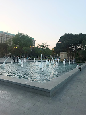 " Swans Fountain Complex" on Baku Boulevard