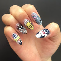 Uñas decoradas de dibujos animados