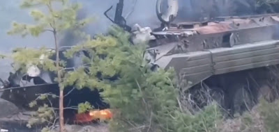 Breaking through the Russian border, Ukrainian tanks destroyed