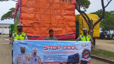 Sat Lantas Polres Bone Gelar Operasi Truk ODOL di Pelabuhan Bajoe