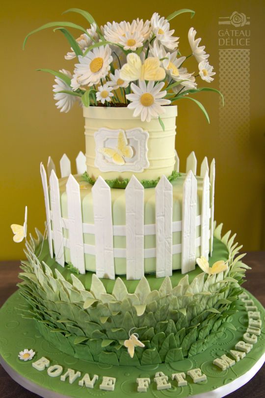 garden theme cake