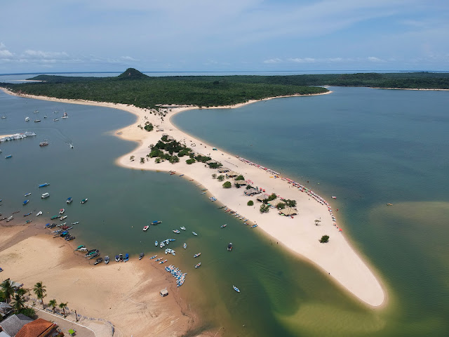 Ilha do Amor em Alter do Chão, Pará