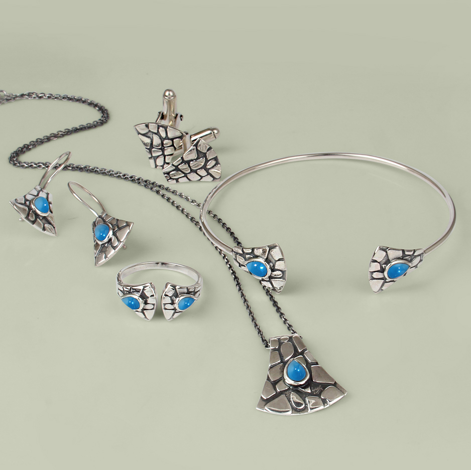 London Blue Topaz Jewelry Manufacturing Company In India