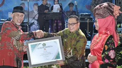 Tutup Iven Bagodang ke-7, Gubernur Mahyeldi Sebut Kebersamaan Penting bagi Pembangunan Kota Payakumbuh