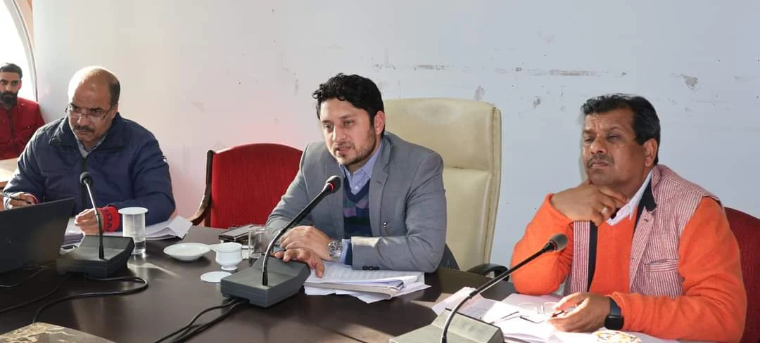 DC Mandi Apurv Devgan