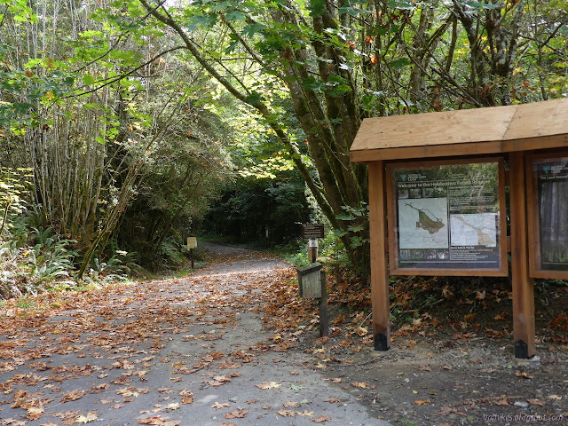 00: information boards and paved trail