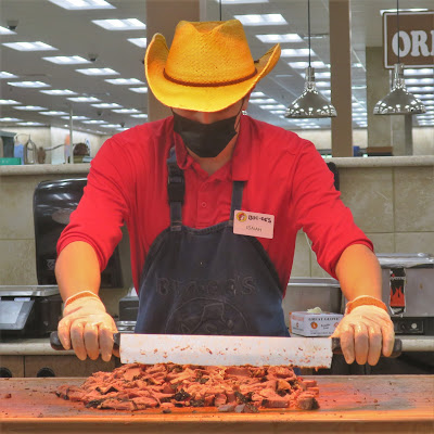 Beef chopper at Buc-ee's in Loxley, Alabama. January 2022. Credit: Mzuriana.