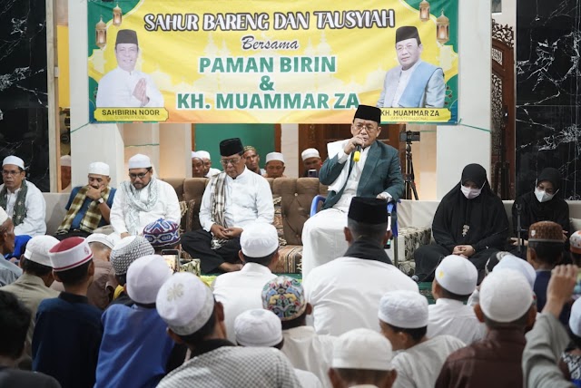 Lantunan Ayat Suci Al Qur'an Qori Internasional KH. Muammar ZA Pukau Warga Awang Bangkal Timur Kabupaten Banjar