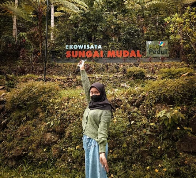 Air Terjun Mudal Kulon Progo