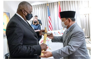 Menhan Prabowo dan Menhan AS Lloyd Austin Bicarakan Kerja Sama Pertahanan