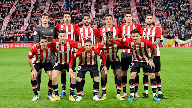 ATHLETIC CLUB DE BILBAO. Temporada 2021-22. Aguirrezabala, MIkel Vesga, Raúl García, Vivian, Sancet, Íñigo Martínez. Dani García, Óscar De Marcos, Muniain, Nico Williams y Yuri. ATHLETIC CLUB DE BILBAO 3 F. C. BARCELONA 2 Jueves 20/01/2022, 21:30 horas. Copa del Rey, octavos de final, partido único. Bilbao, Vizcaya, estadio de San Mamés: 37.287 espectadores. GOLES: 1-0: 2’, Iker Munian. 1-1: 20’, Ferran Torres. 2-1: 86’, Íñigo Martínez. 2-2: 90+3’, Pedri. 3-2: 105’, Iker Muniain, de penalti.