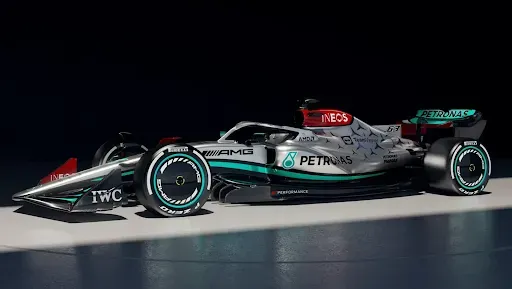 Mercedes W13