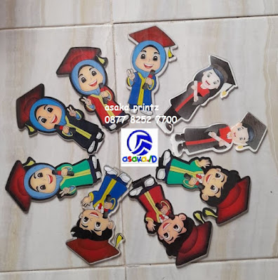 plakat wisuda tk, plakat wisuda kayu, plakat akrilik, plakat wisuda sarjana, harga plakat akrilik wisuda, plakat wisuda marmer, plakat wisuda murah, harga plakat wisuda,piala wisuda,vandel wisuda,piala wisuda paud