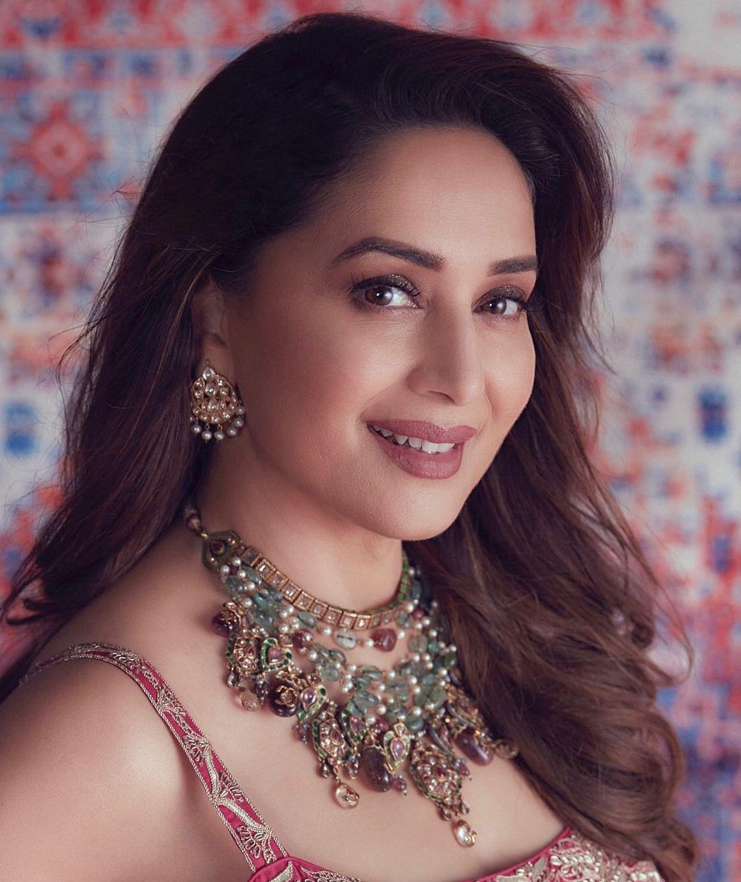 Madhuri Dixit HD UHD High-Resolution Photo