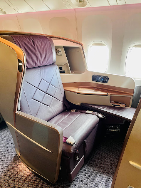 Ms Skinnyfat: Singapore Airlines B777-300ER Business Class SIN-FRA