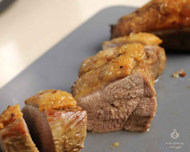 Carne de pato tenra e suculenta na slow cooker