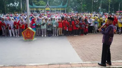 Peringati HUT PGRI ke-78 dan HGN, Guru Apresiasi Perhatian Wali Kota Padang Terhadap Tenaga Pengajar