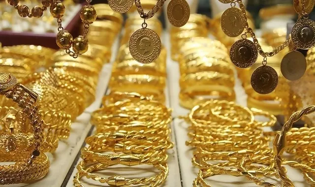 تراجع سعر غرام الذهب في تركيا وليرة الذهب التركية ونصف الليرة والربع اليوم الخميس 21/10/2021