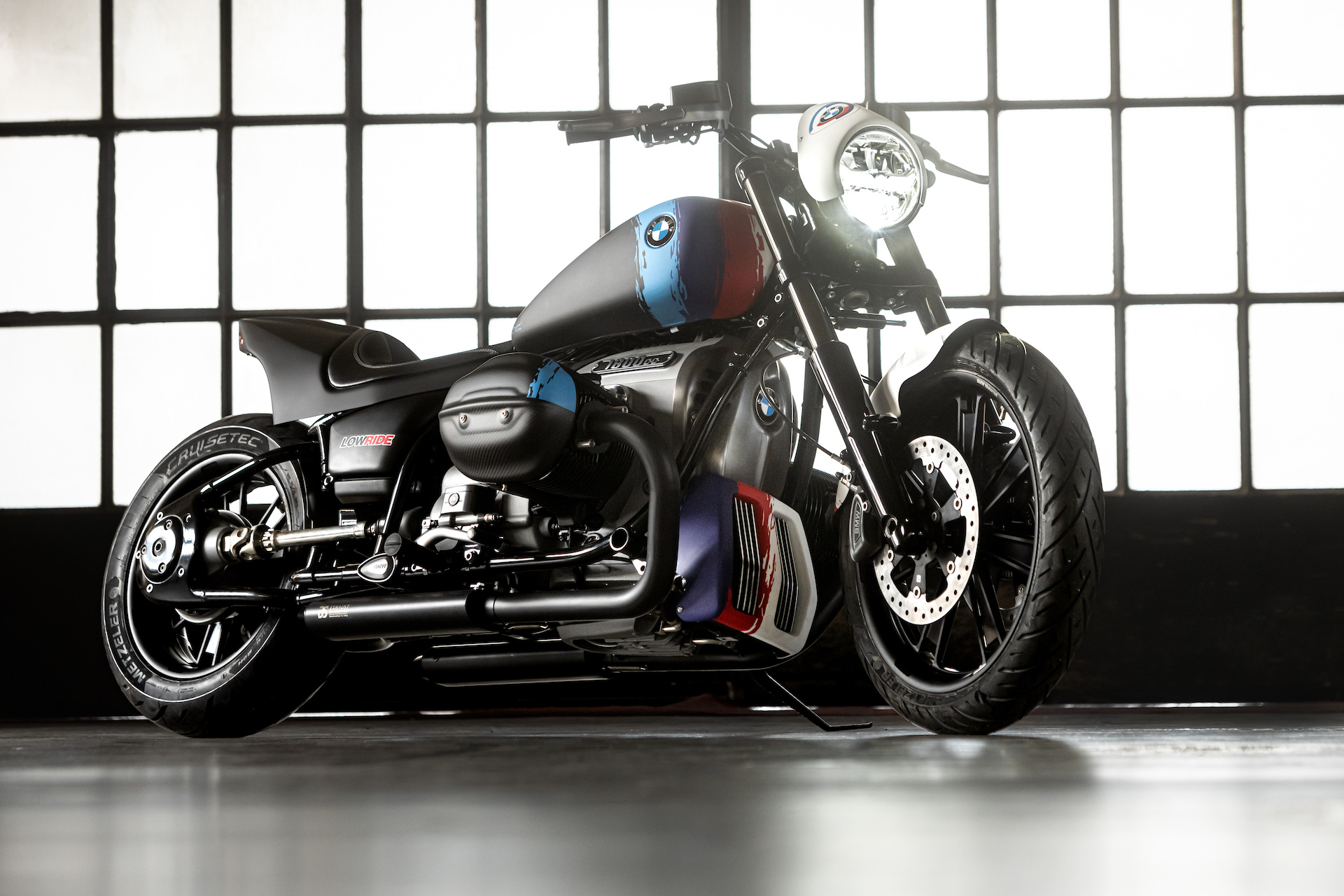 BMW Motorrad reveals R 18 M and R 18 Aurora at the Verona Motor Bike Expo.