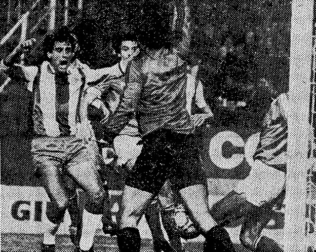 Pepín salva bajo palos una ocasión, mientras Fenoy protesta ante Molinos. R. C. D. ESPAÑOL DE BARCELONA 0 REAL VALLADOLID DEPORTIVO 0 Domingo 08/02/1981, 17:00 horas. Campeonato de Liga de 1ª División, jornada 23. Barcelona, estadio de Sarriá. GOLES: No hubo.